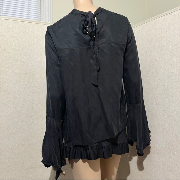 Zara silk satin effect black blouse with bell sleeve size M 2032/115 - Picture 3 of 8